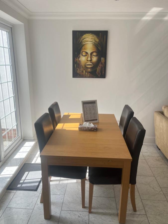 City Reach Retreat Spacious 4Bed House Startford Maryland Great Transport Links Londres Extérieur photo